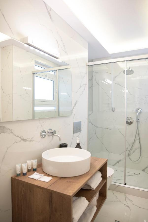 Cityscape Luxury Apartments อิโออันนินา ภายนอก รูปภาพ